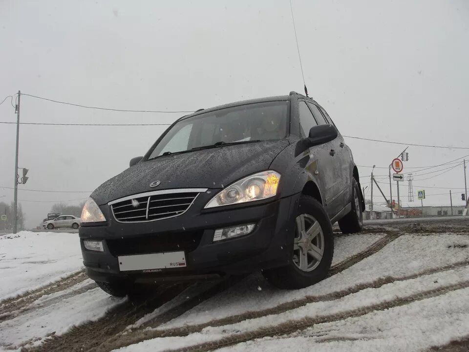 Саньенг Кайрон 2.0 дизель. Саньенг Кайрон 2010. Кайрон 2.3 бензин. SSANGYONG Kyron бензин. Кайрон бензин расход