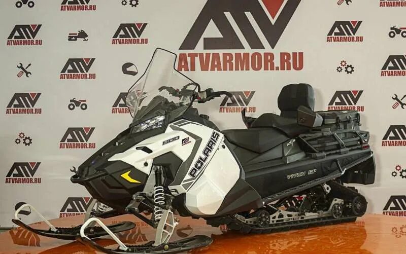 Купить снегоход поларис 800. Polaris Titan 800 SP 155. Снегоход Polaris 800 Titan Adventure 155. Polaris Titan 800. Снегоход Polaris Titan 800.