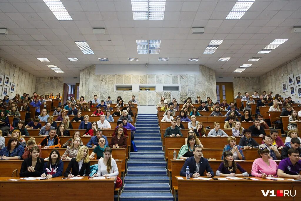 дистант в московских школах. учеба в вузе. техникум дистант. учеба дистанционно. дистант в школах.