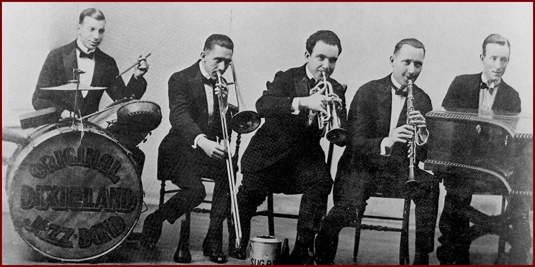 1 группа оркестра. Группа Original Dixieland Jass Band. Луи Армстронг джаз бэнд 1917. Группа диксиленд джаз 1917. Ориджинал диксиленд джаз-бэнд.