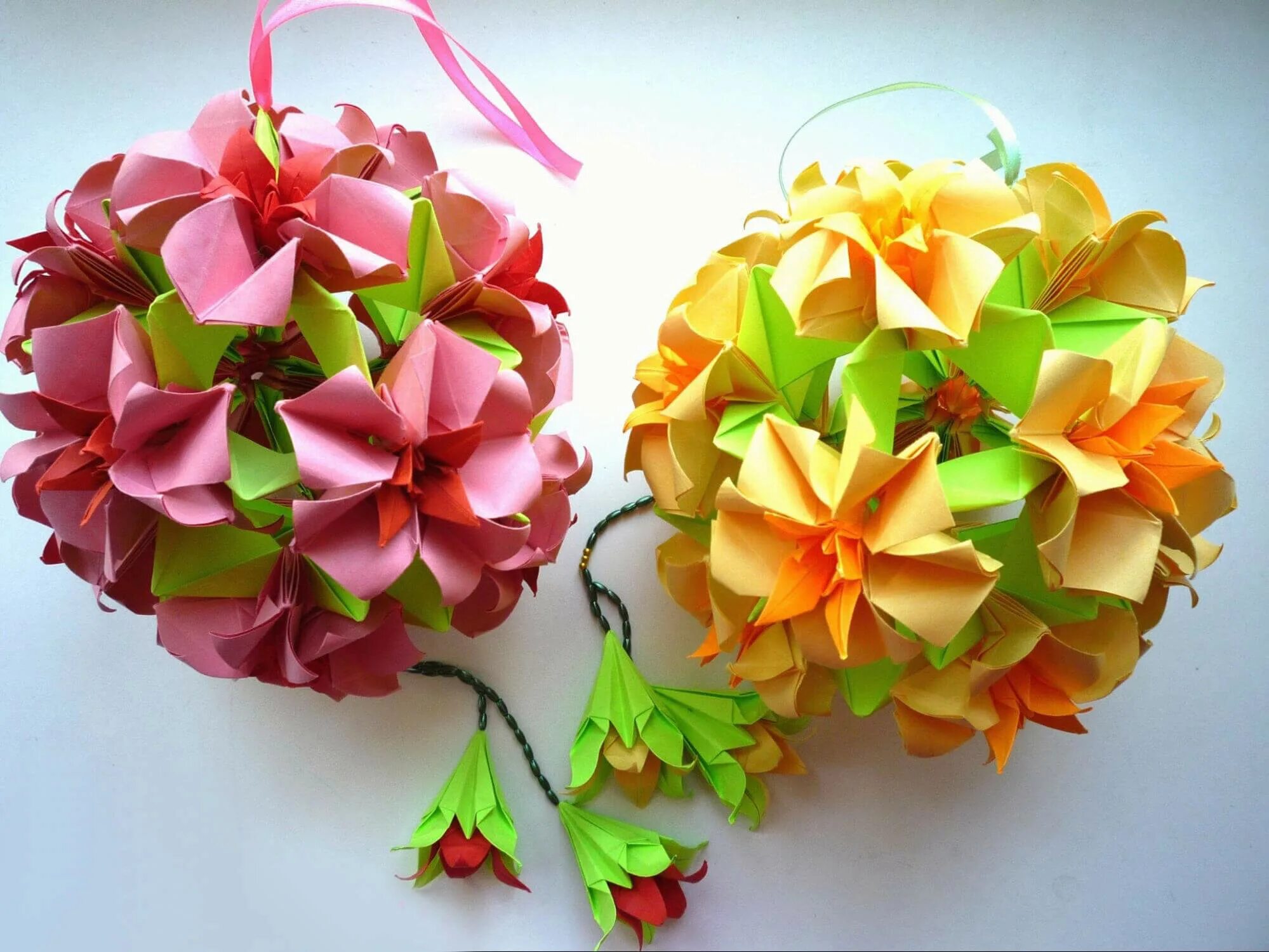 Поделки из бумаги фото. Цветочный шар Kusudama. Цветы оригами кусудами. Кусудама тюльпан. Мастер класс «цветочный шар» кусудама.