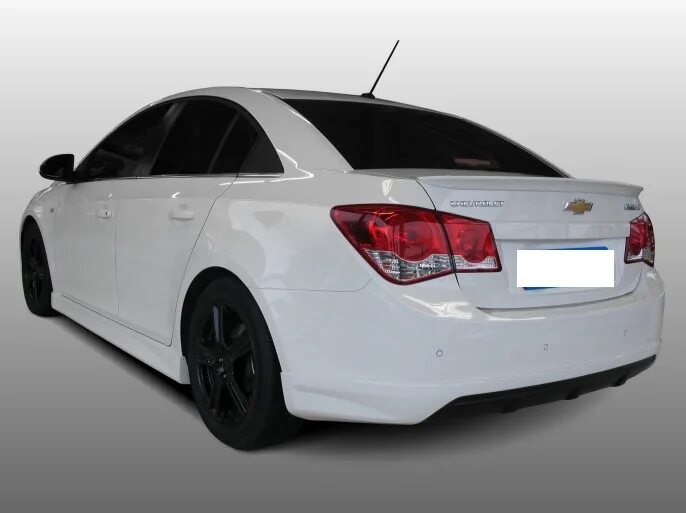 И Спойлер на Месте, и Пороги. Фототчет) - Chevrolet Cruze (1G), 4,4 л, 2012 года