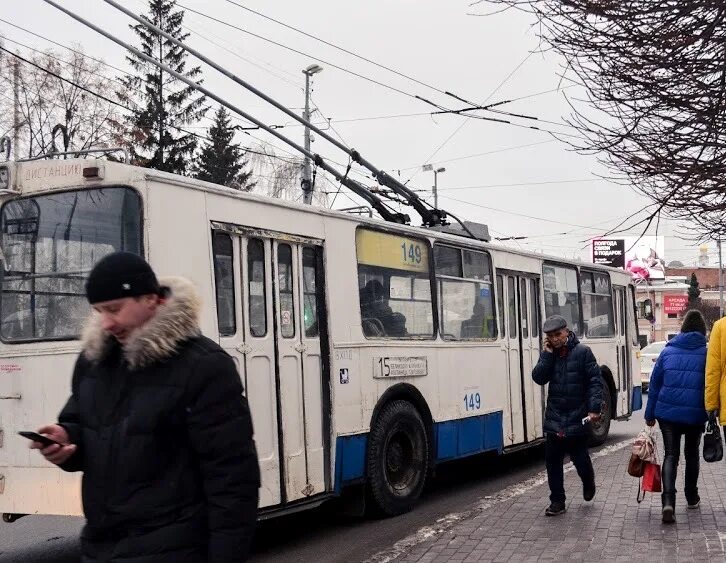 Троллейбусы закрыли. Закрытие троллейбуса. Закрытие троллейбусов в России. Закрытие троллейбусной системы в. Троллейбус двери закрытие.