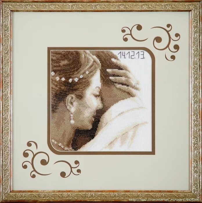 оформление вышивки. обрамление вышивки в рамку. рамка вышивка крестом. деревянные рамки для вышивки. рамка для вышивки.
