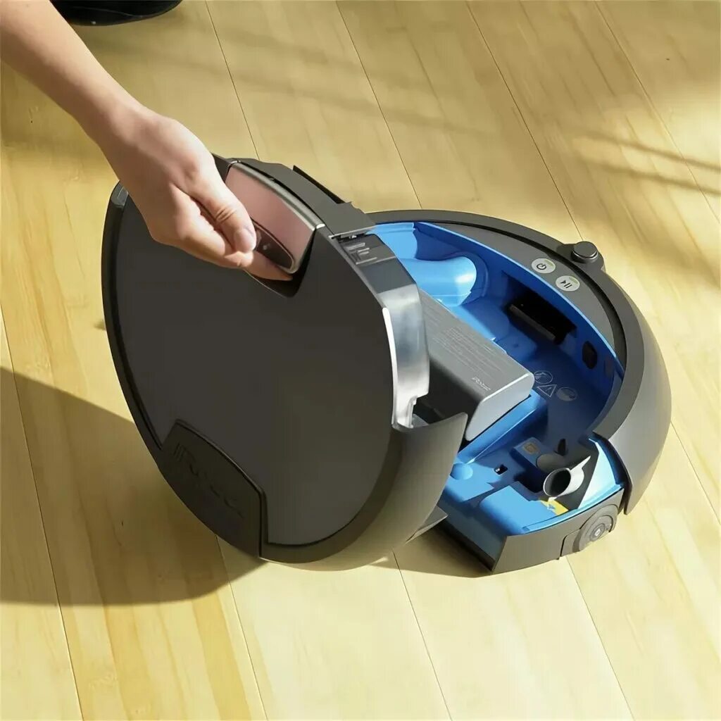 Зарядная станция для пылесоса. IROBOT Scooba 390. Roomba Robotic Floor VAC. Робот пылесос IPLUS. IROBOT моющий пылесос.