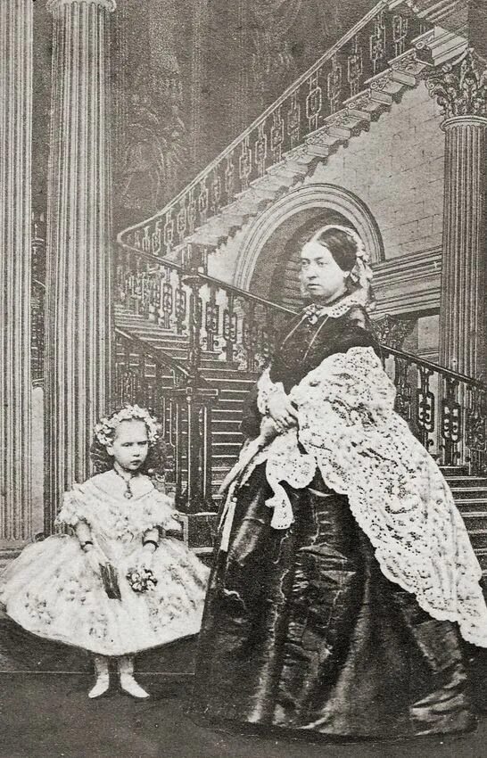 Портрет королевы виктории. Early in her reign queen victoria. Бриллиантовый юбилей королевы виктории. Early in her reign queen victoria. Early in her reign queen victoria.