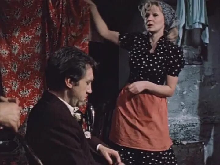 Место встречи изменить нельзя верка модистка. Место встречи изменить нельзя верка модистка. Людмила давыдова верка. Верка модистка актриса людмила давыдова. Верка модистка в фильме место встречи изменить нельзя.