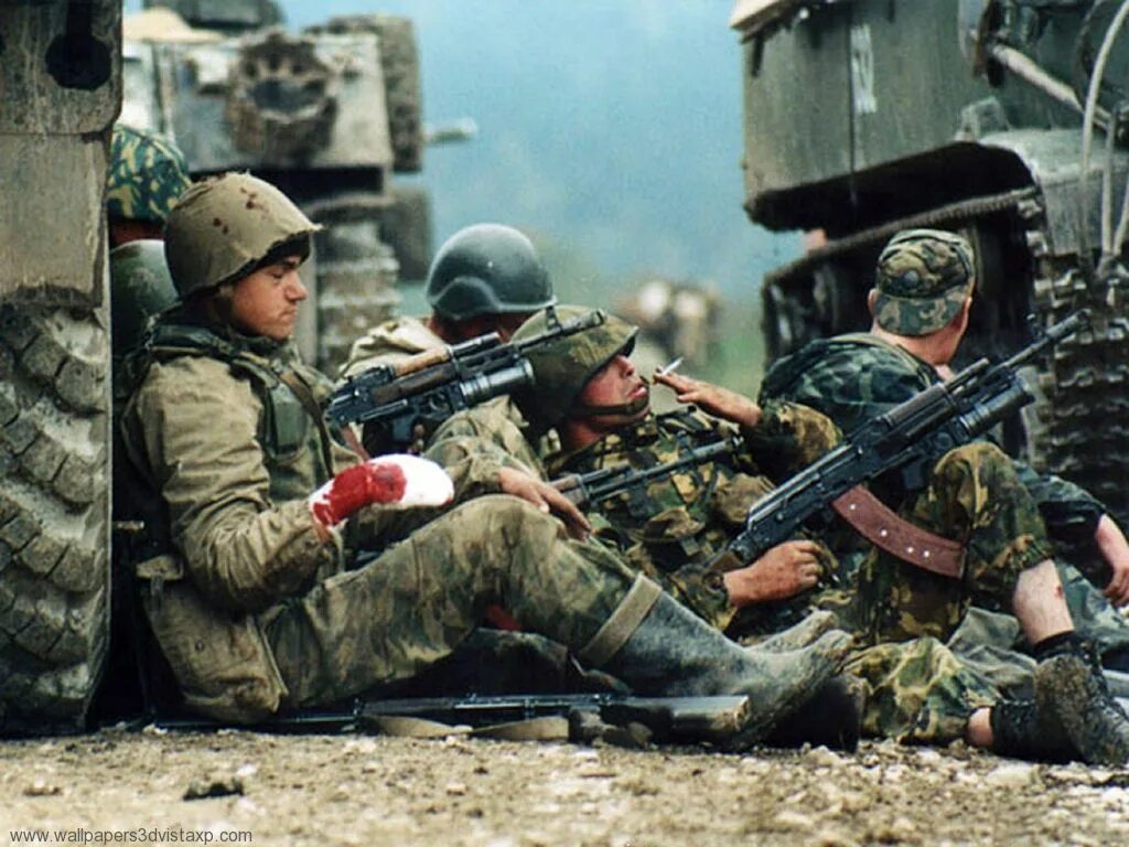 Русские в чечне. Чечня 1995 десантники.