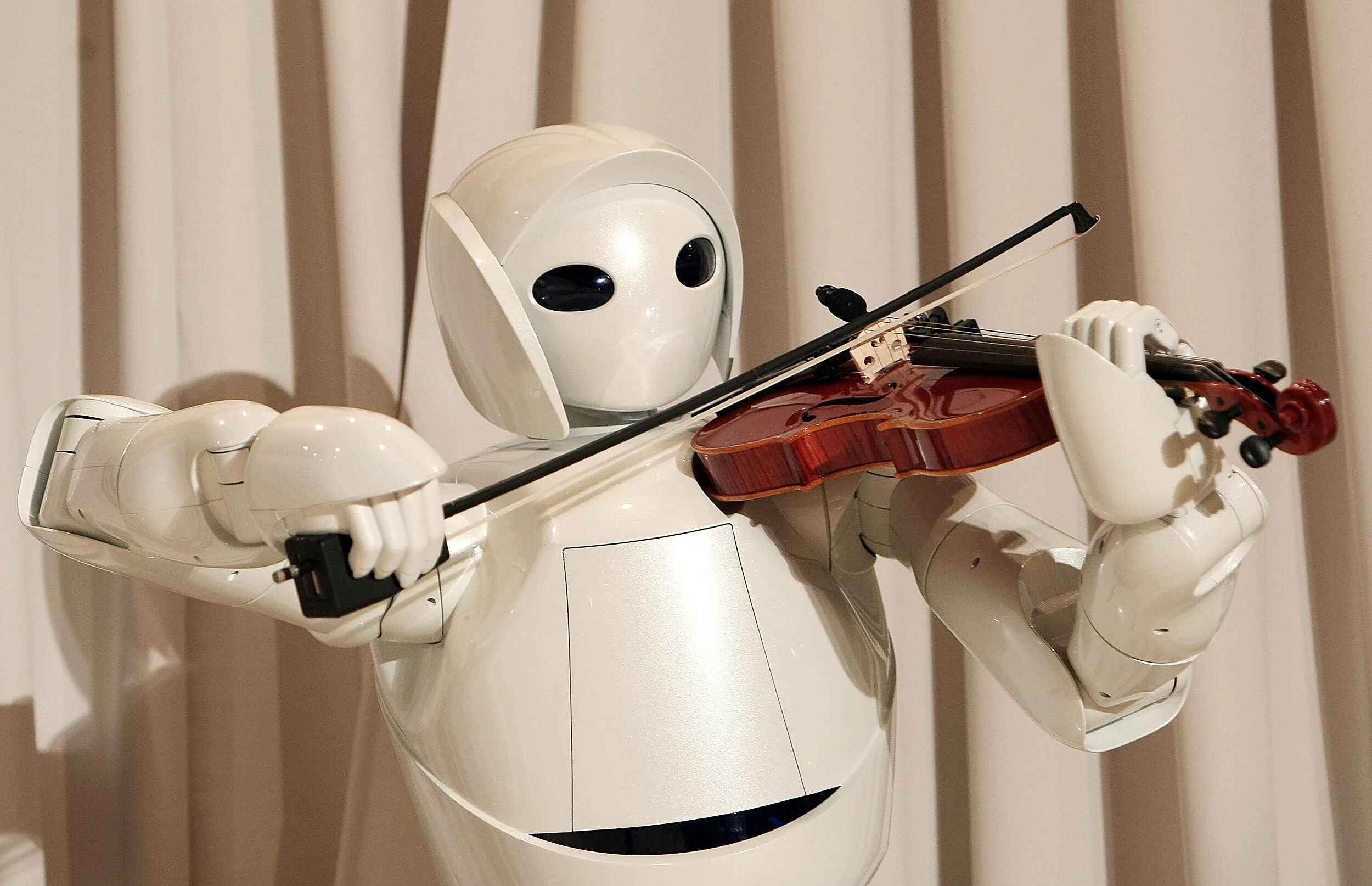 Robot playing
