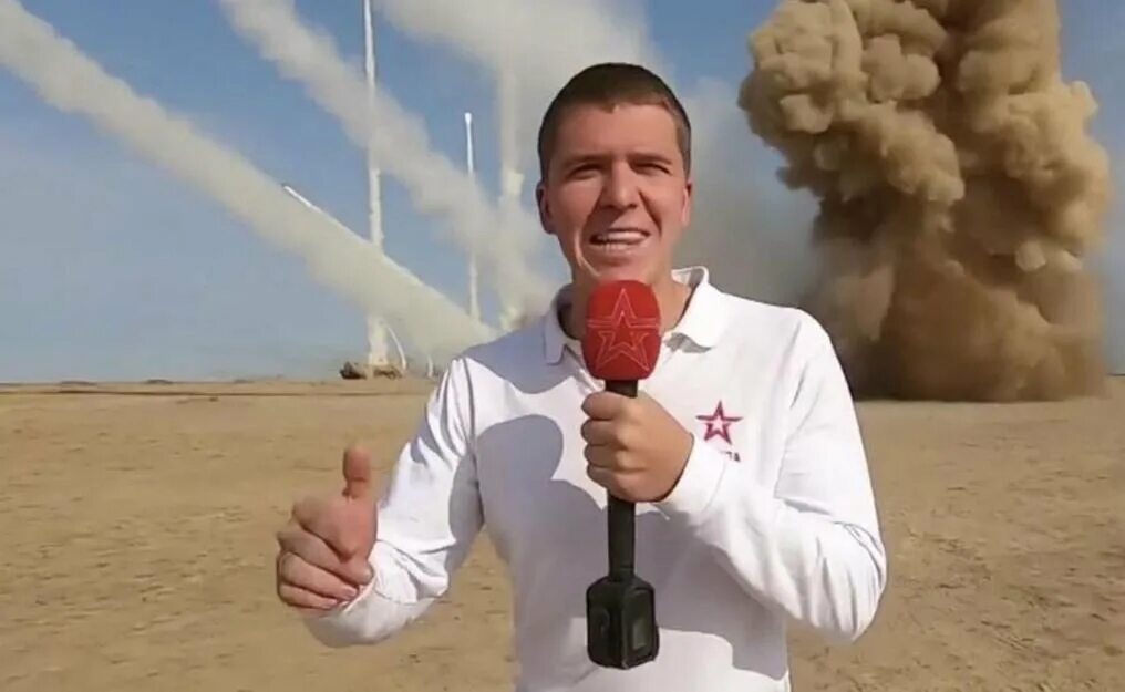 Корреспондент телеканала звезда. Корреспондент телеканала звезда. Корреспондент звезды. Корреспондент телеканала звезда. Корреспондент телеканала звезда.