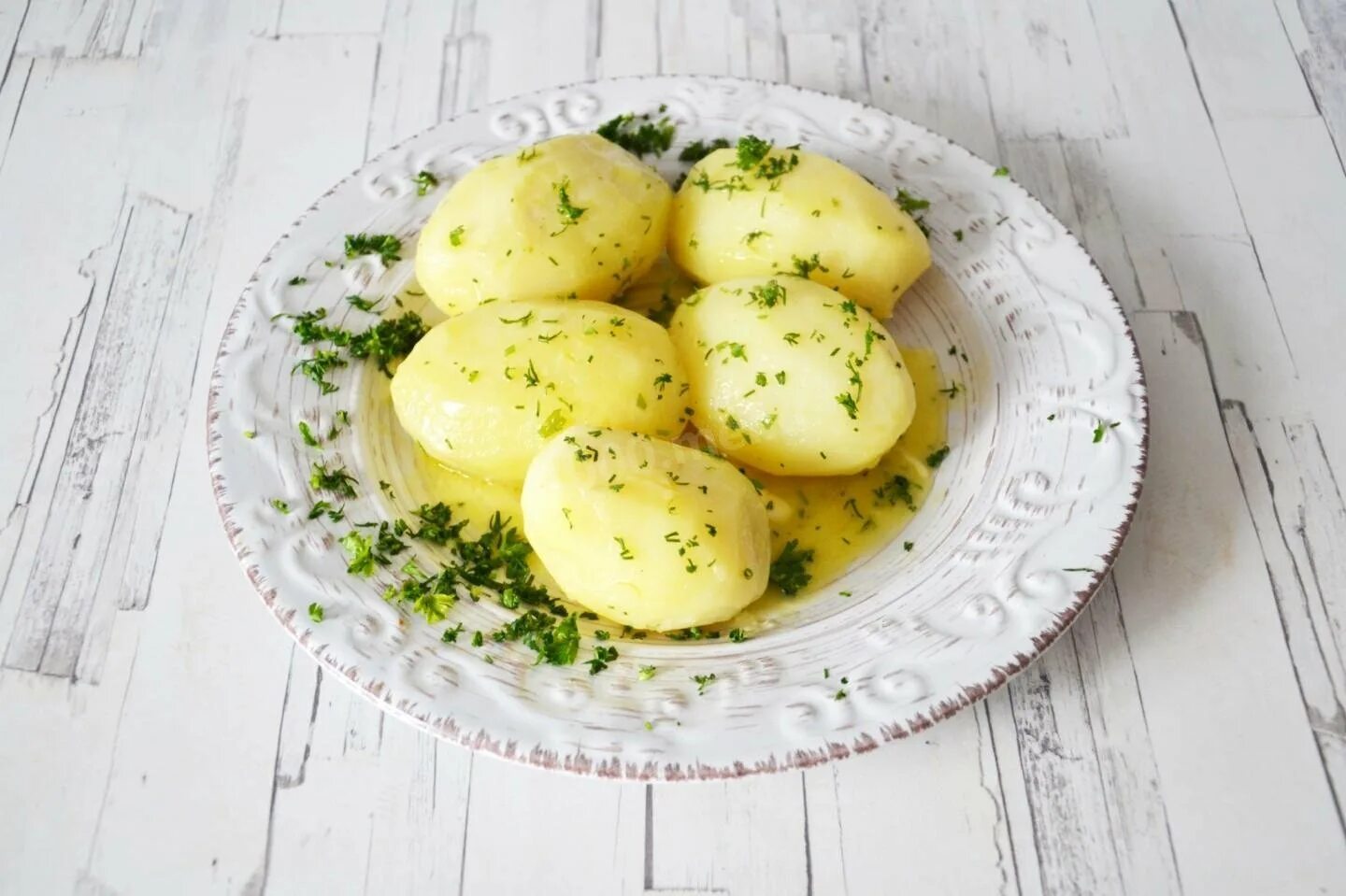 Картошку положить
