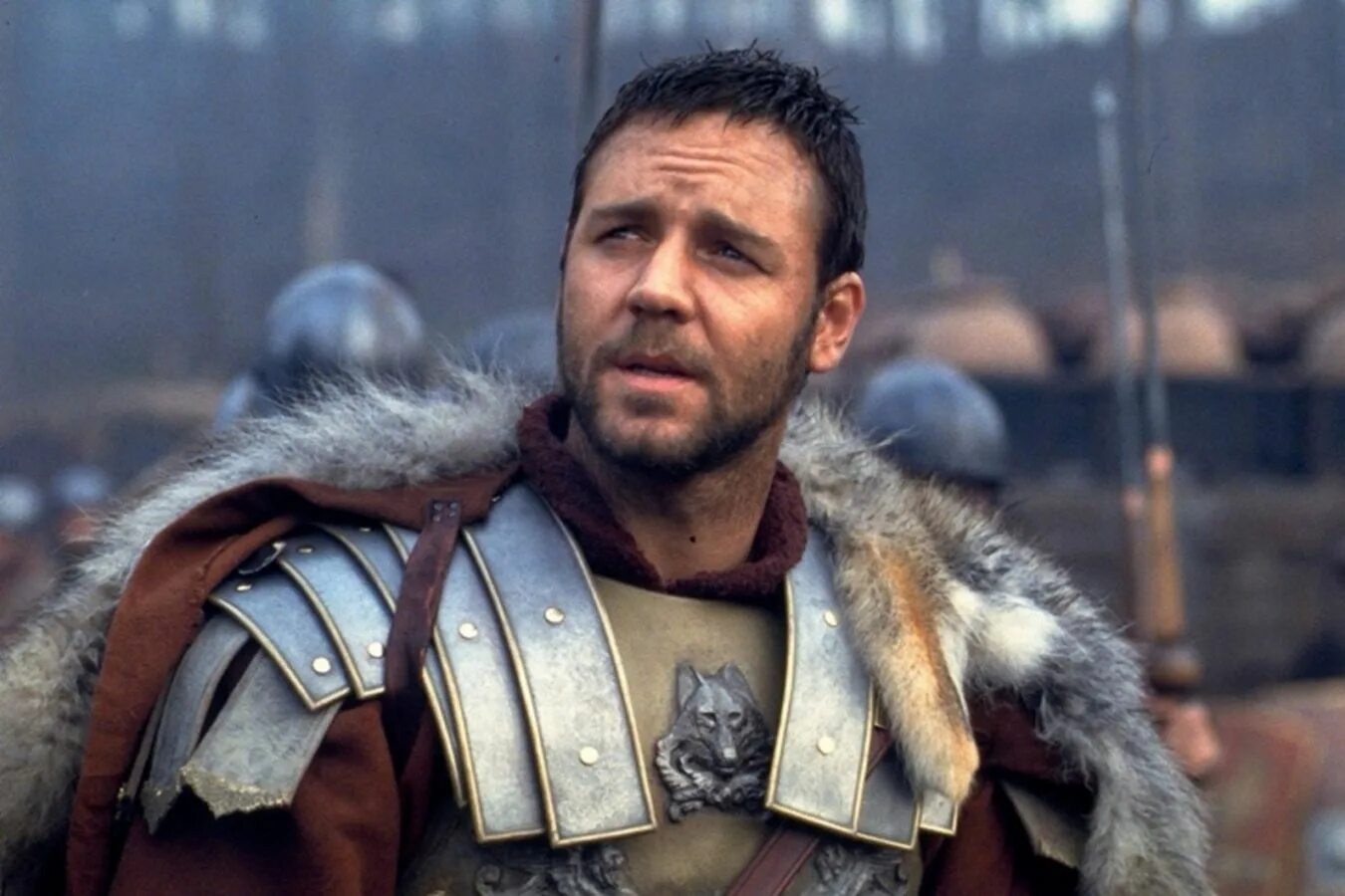 Гладиатор gladiator. Рассел Кроу Гладиатор. Рассел Кроу Максимус. Рассел Кроу 2000. Рассел Кроу 2022 Гладиатор.