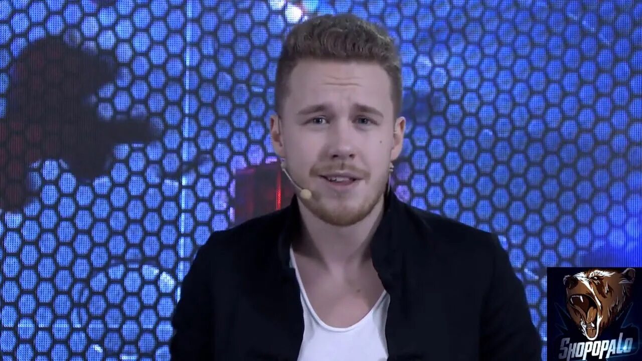 Райз вандерфул. League of legends райз. Ryze певец. Вонбин райз. Райз вандерфул.