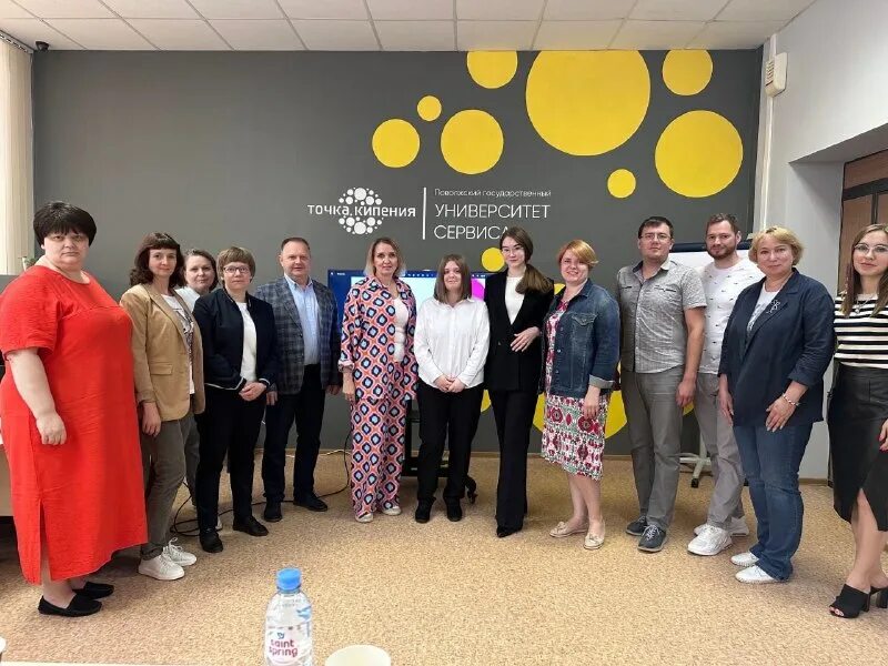 стартап студия университета. отбор стартапов. Startup studio playbook. стартап студия университета. иностранные студенты в российских вузах.