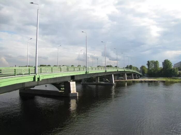 Петровский мост в Санкт-Петербурге. Малая Невка Петровский мост. Большой Петровский мост СПБ. Большой Петровский мост Распутин.