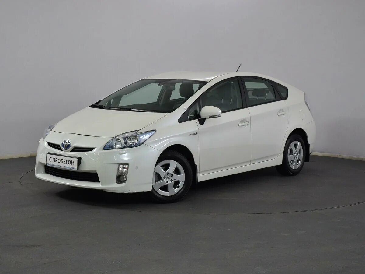 Тойота приус в новосибирске. Тойота приус в новосибирске. Toyota prius белый. Toyota prius 2017. Тойота приус в новосибирске.