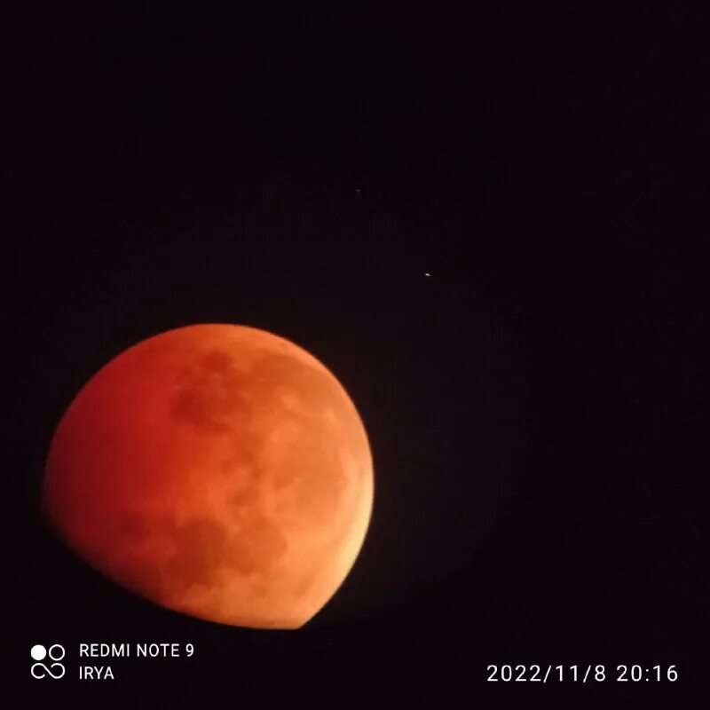 Затмение 8 апреля 2024 года астрология. Лунное затмение. Кровавая Луна. Лунное затмение фото. Полнолуние затмение.