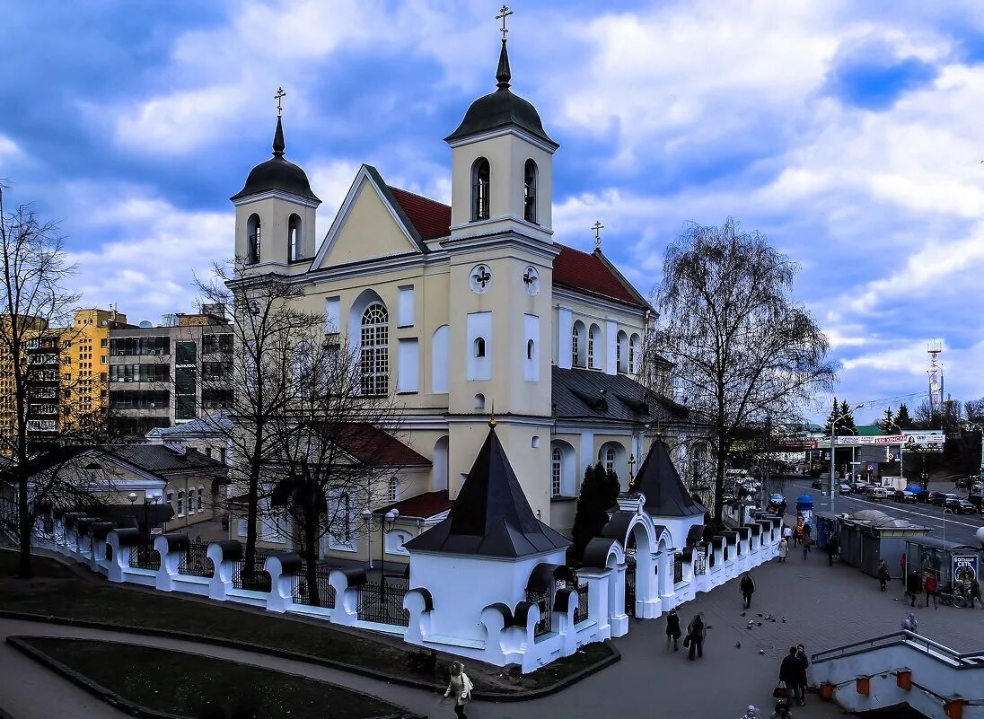 церковь святого петра и павла минск. петропавловский собор минск. минск свято петропавловский собор. минск петропавловская церковь. собор святых апостолов петра и павла (минск).