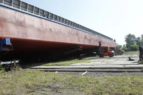 Красноярском судостроительном заводе