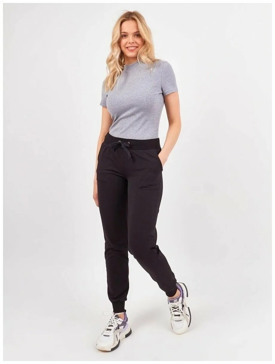 брюки джоггеры imperial женские. джоггеры женские 2022. брюки джоггеры атласные. джоггеры женские оверсайз. женские брюки джоггеры.