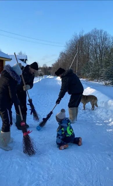 Фото домов в зимнее время. Фото игровая программа детскимпотехам мороз не помеха. Командные игры на масленицу. В ярославле программу мороз потехам не помеха. Поколение зимы года.