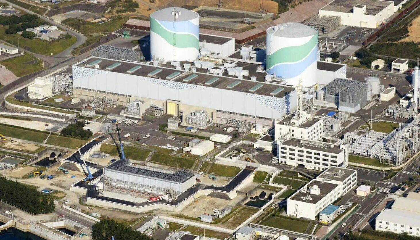Аэс касивадзаки. Атомные электростанции Касивадзаки-Карива (Япония). АЭС Онтарио. АЭС Сендай. Атомная Энергетика на АЭС В Японии.