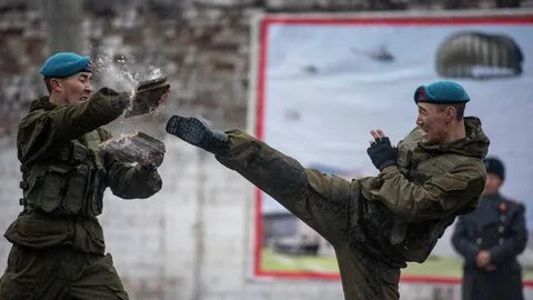 Показательные рукопашный бой