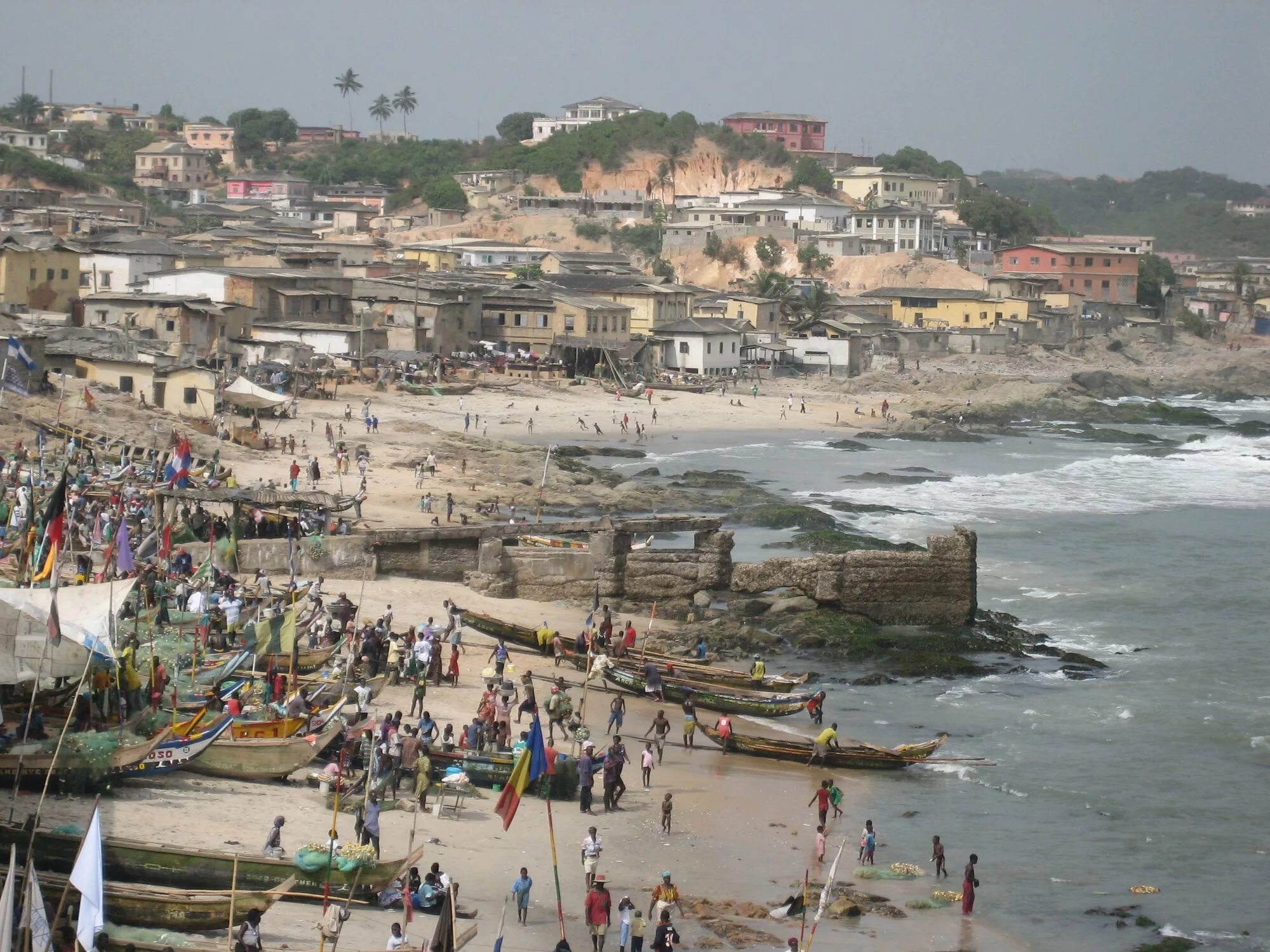 Гана фотки. Город Кейп-Кост. Cape Coast Ghana. Вид на город Кейп Кост гана. Ганна столица.