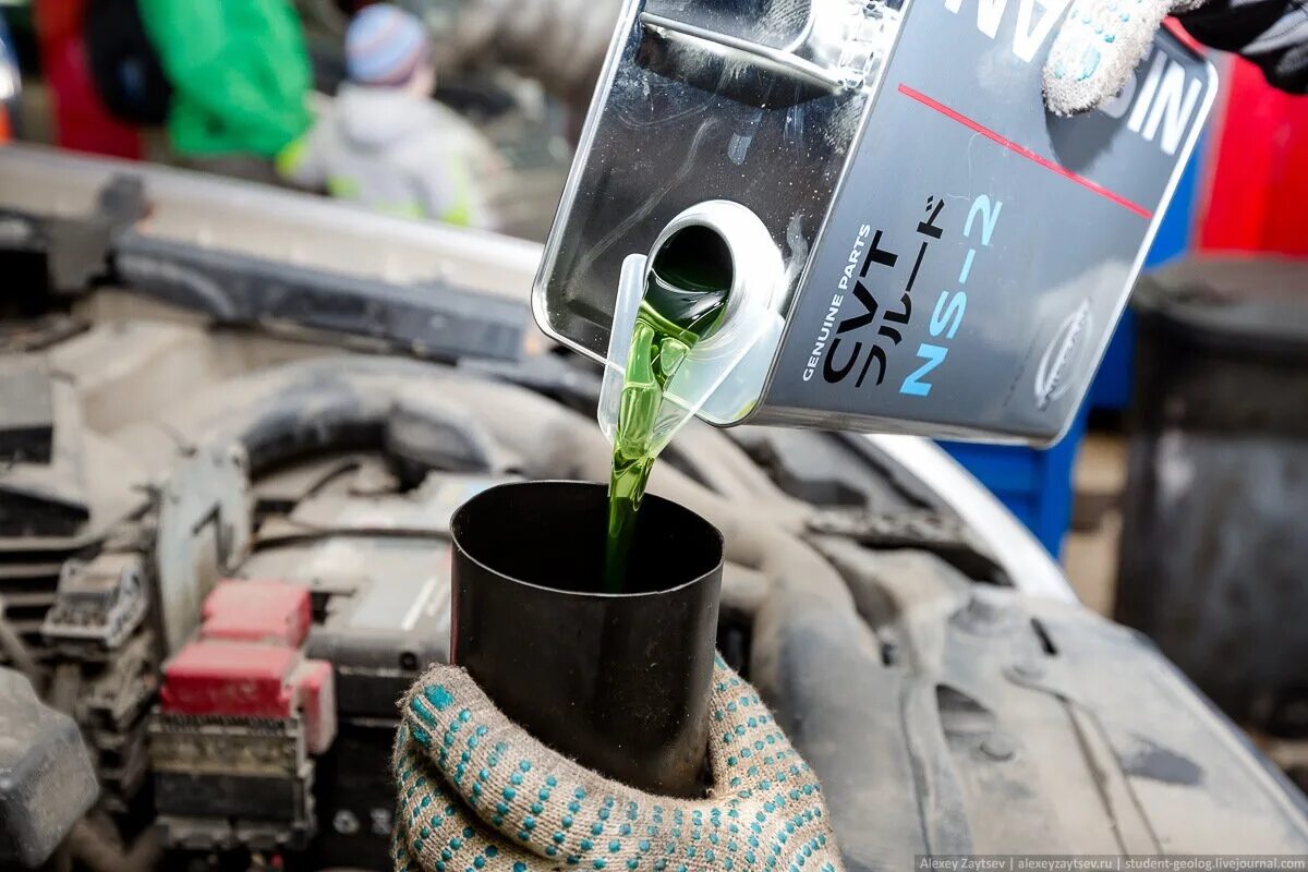 Как долить масло в вариатор. Масло в вариатор ниссан кашкай 2.0. cvt nissan qashqai масло. масло в cvt ниссан кашкай. ниссан кашкай замена масла в вариаторе.