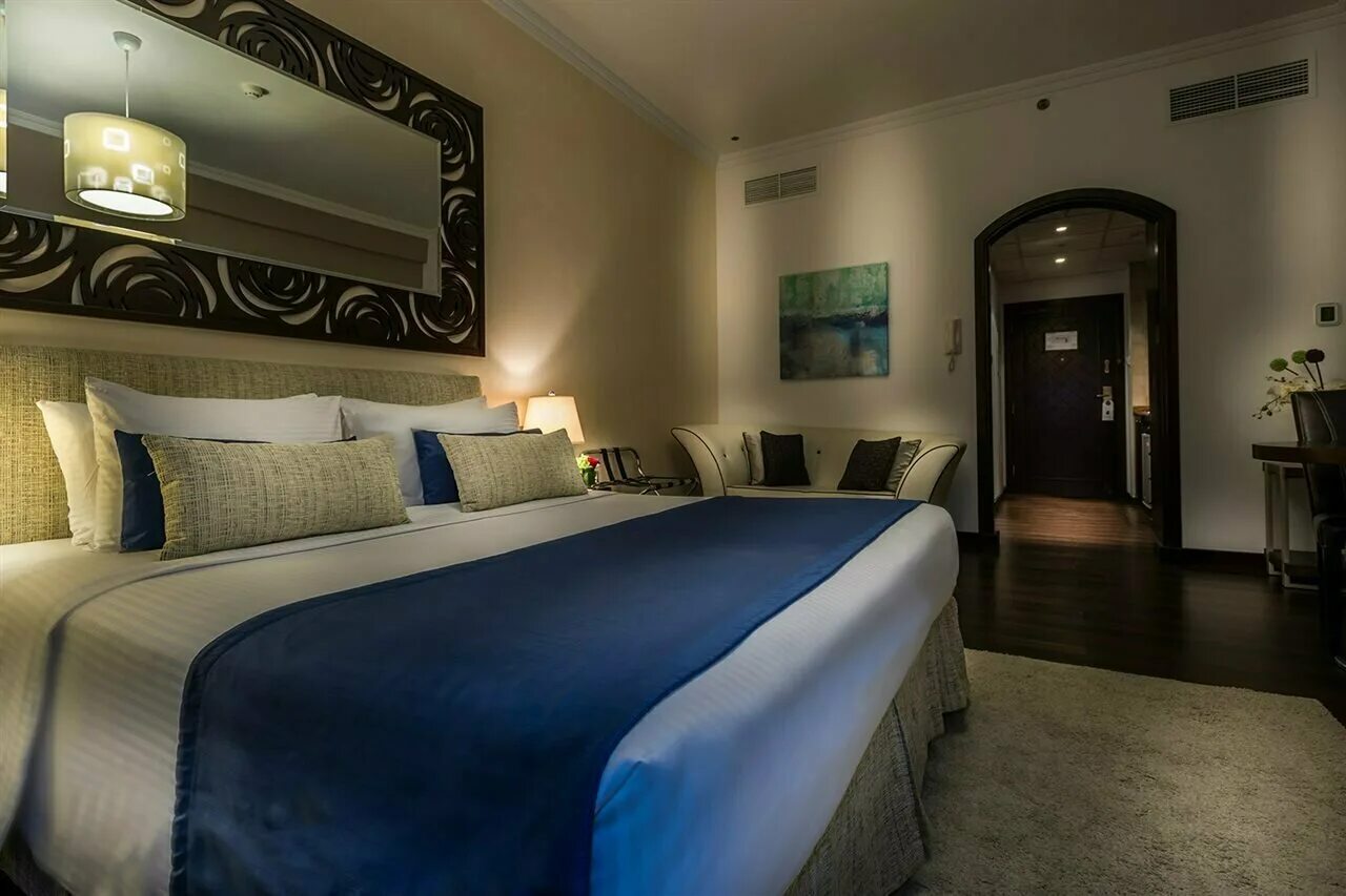 Ферст централ отель дубай. First central hotel suites 4*. First отель дубай. First central hotel дубай. Ферст централ отель дубай.
