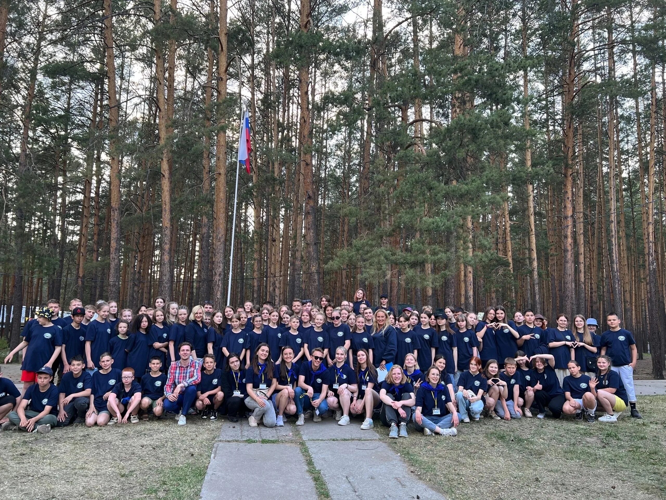 дружба лагерь каменск уральский 2021. оздоровительный лагерь дружба свердловская область белоярский район. свердловская область лагерь зол дружба. лагерь мир. загородный лагерь.