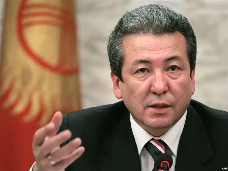 Адахан. Депутат адахан мадумаров. Мадумаров. Адахан кимсанбаевич мадумаров. Адахан мадумаров жогорку кенеш.