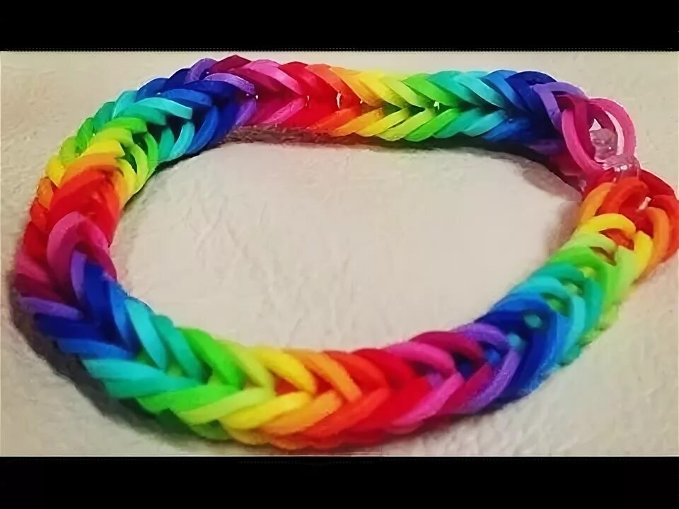 Рейнбоу лум. Резиновые резинки для браслетов. Браслет из резинок rainbow. Браслет из резинок оля рейнбоу. Детские браслеты из резиночек.