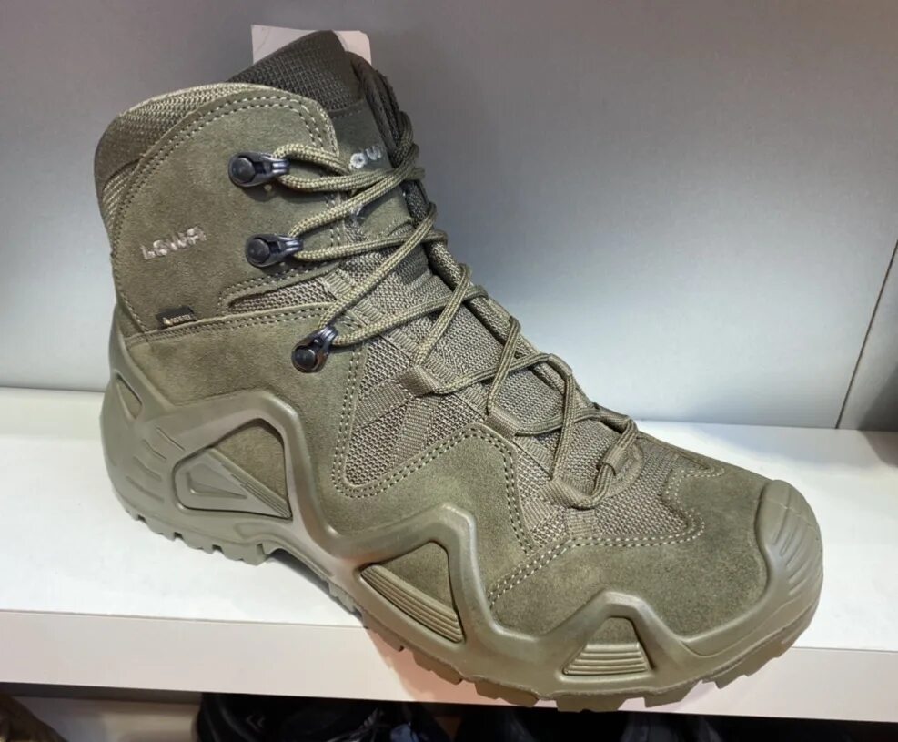 Lowa zephyr 6 gtx. Lowa zephyr gtx. Кроссовки lowa zephyr. Тактические ботинки lowa черные. Lowa zephyr gtx lo tf black.