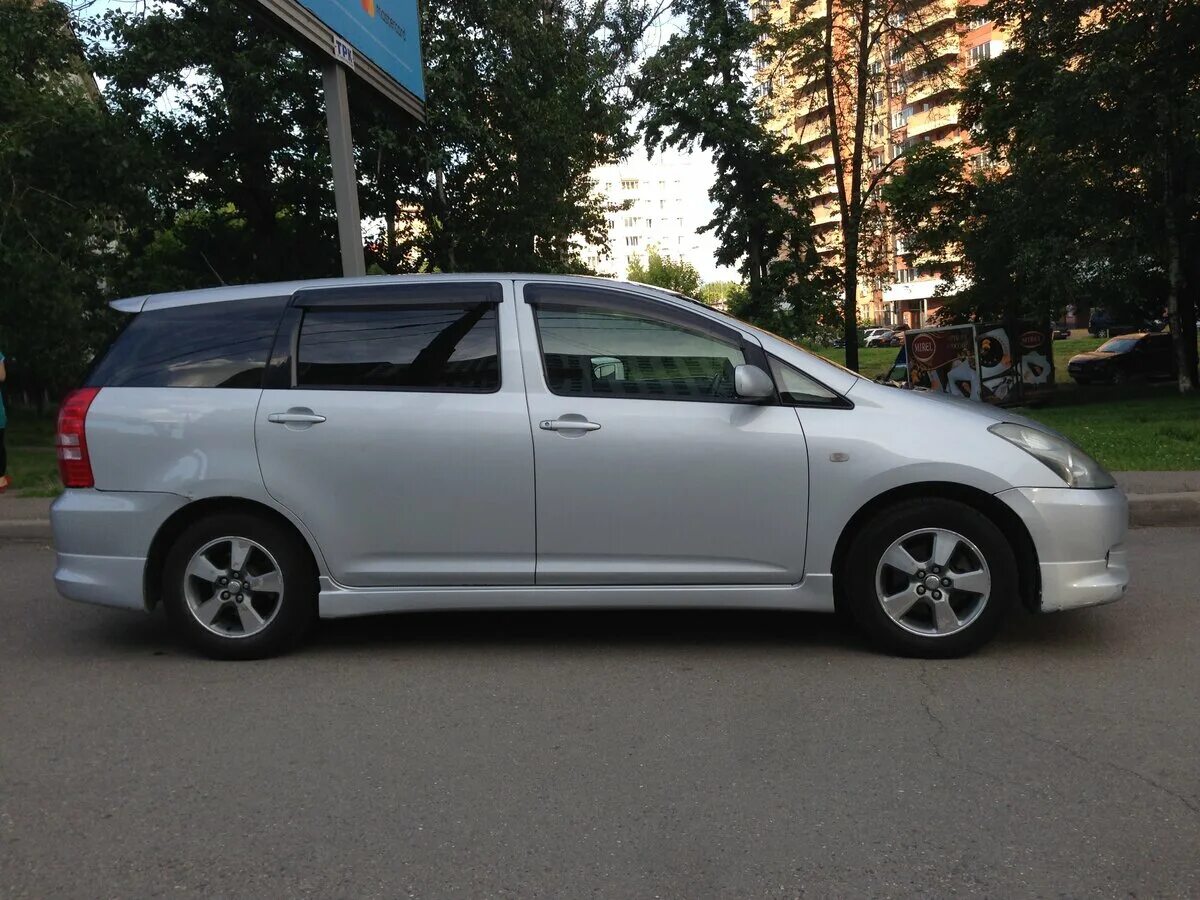2003 toyota wish minivan. Toyota wish 2003 год. Toyota wish 2003. Тойота виш 2003. Toyota wish 2003.