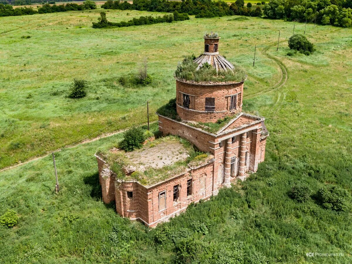 Мартыновская гора Белебеевский район. Храм село Тулубьево Тульской области. Елизаветино Белебеевский район. Бахметивка Жирновский район Церковь. Тульские заброшенные деревни