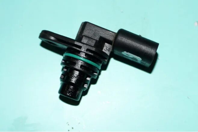 Датчик распредвала шкода рапид 1. Датчик распредвала 1. 0 232 103 064 датчик бош. Термостат 1. 8 tsi yeti.