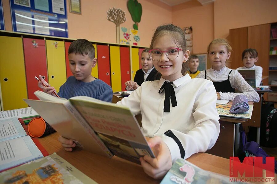 Беларусь г.Минск школьники. Юрминская СОШ. Специальная школа минск