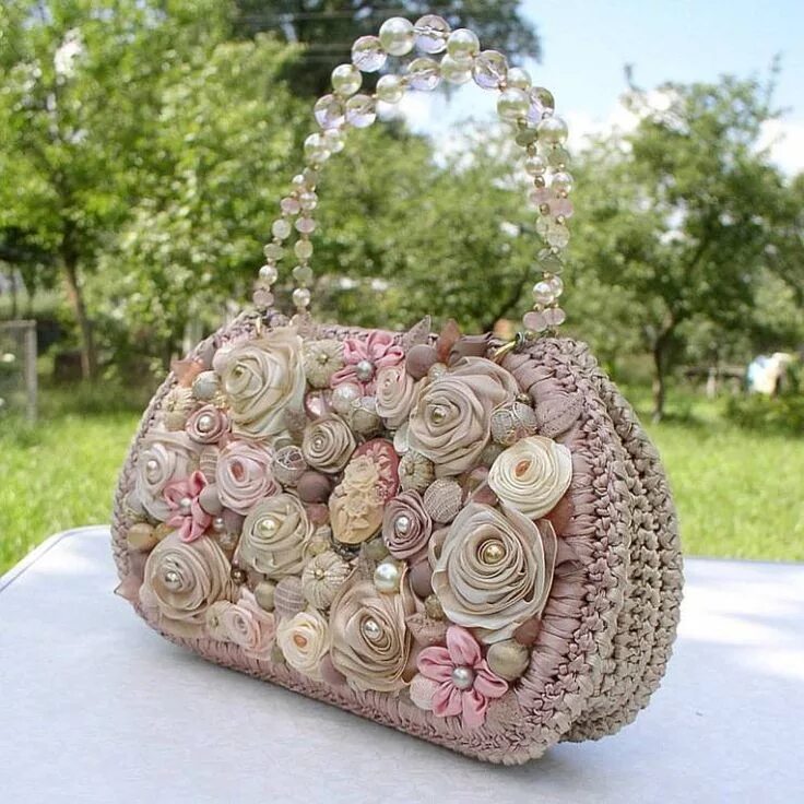 Держатель для украшений от Lulu Frost (DIY) Exhibición de joyas, Joyas reciclada