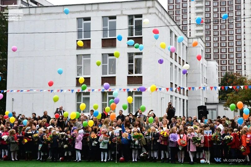 Эрудит 2 частная школа. Школа 2121 люблино. Частная школа карьера. Частная школа в люблино. Гбоу 338 воскресенское.
