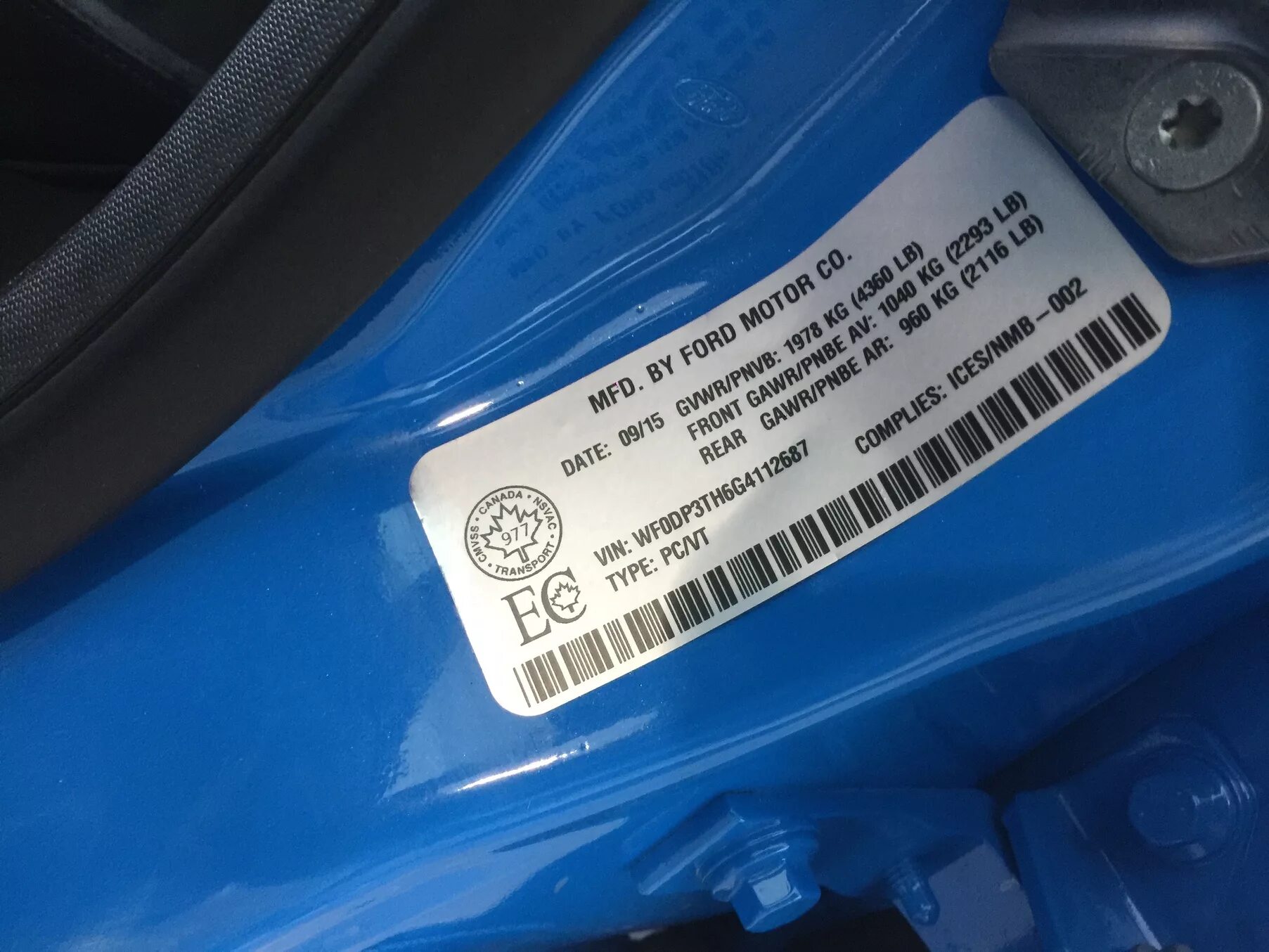 Табличка vin форд фокус 3. Вин код форд фокус 2 рестайлинг. Вин код фокус 2. Код краски форд фокус 2 рестайлинг. Vin ford focus 2.