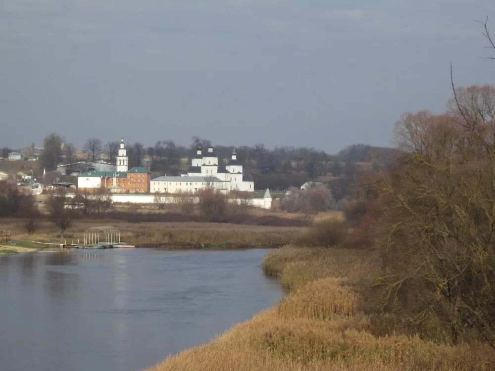 Рыльск Курская область монастырь. Курск Рыльский мужской монастырь. Пригородняя Слободка Рыльский район. Рыльский Свято Никольский монастырь. Рыльск отзывы