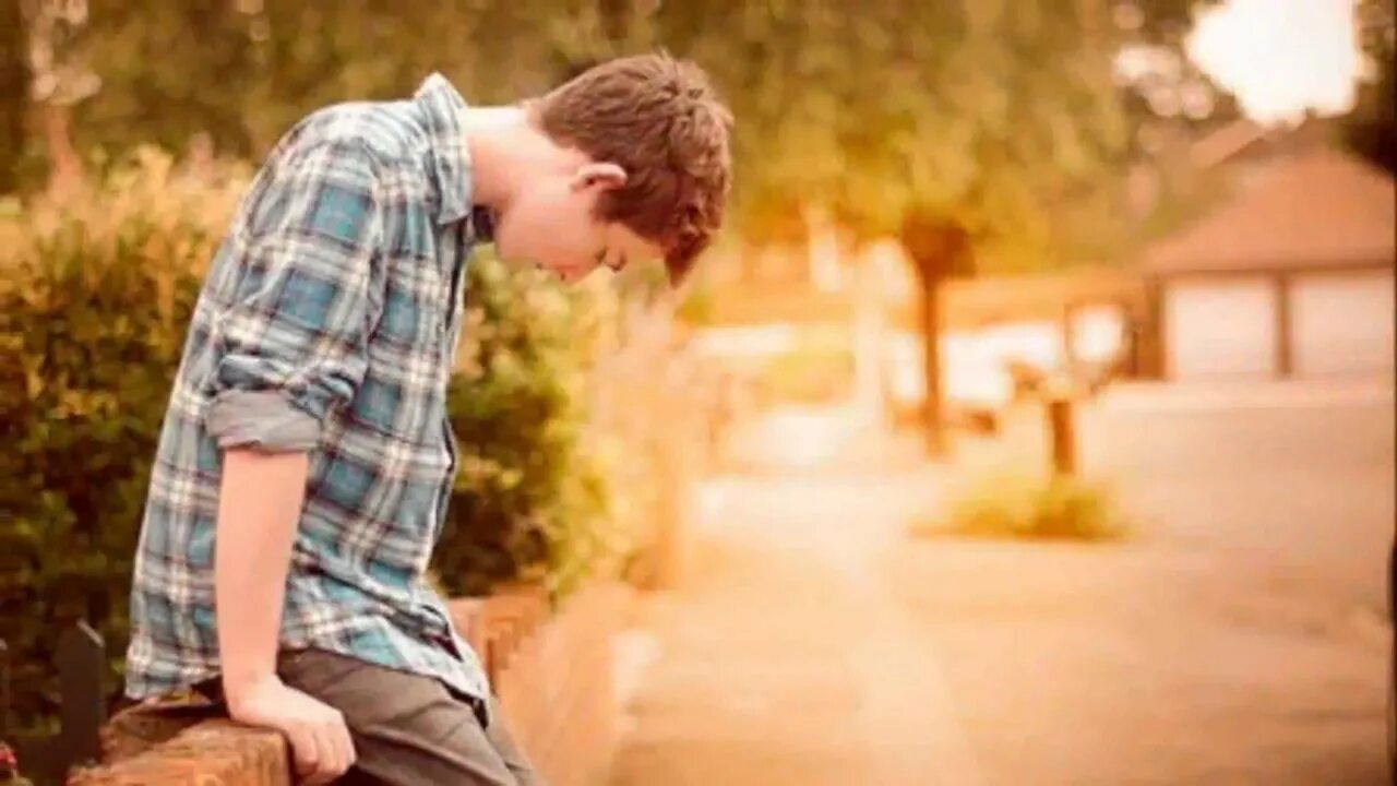 You must wait for me. Фото wait for me. wait for me book. a boy writing a poem photo.
