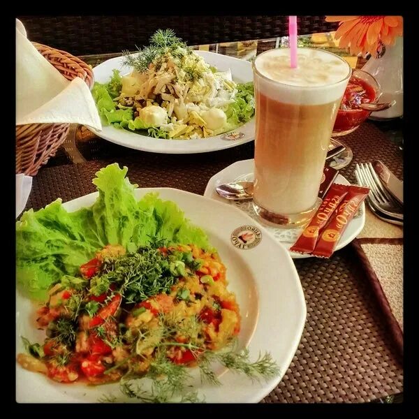 Кафе очаг светлогорск. The sun светлогорск кафе. Кафе очаг светлогорск. Родной очаг. Теплый очаг.