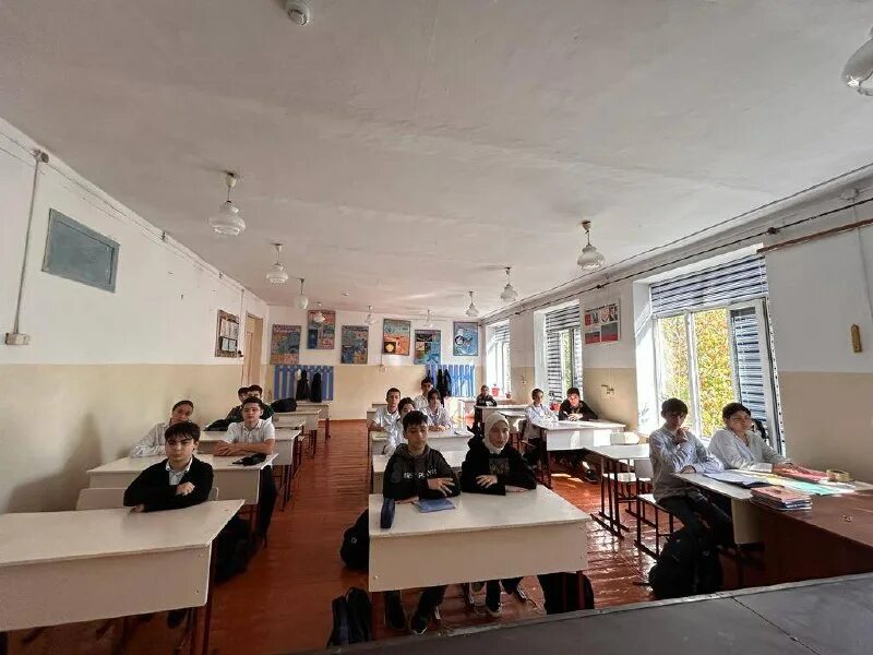 Школа 10 избербаш. Школа 10 избербаш. 10 школа в г. 2 школа избербаш. Школа 10 избербаш.