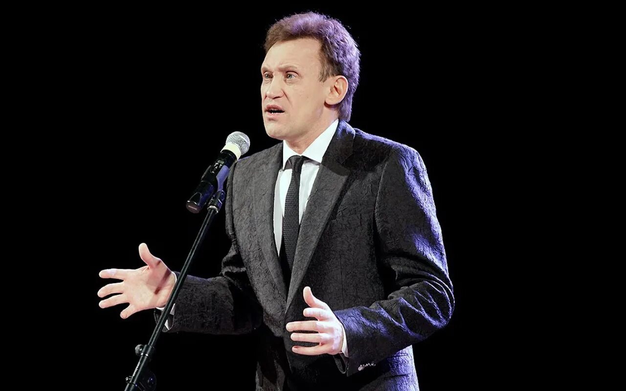 Выступающие юмористы. Выступающие юмористы. Владимир винокур 2023. Сергей дроботенко 2022. Михаил задорнов.
