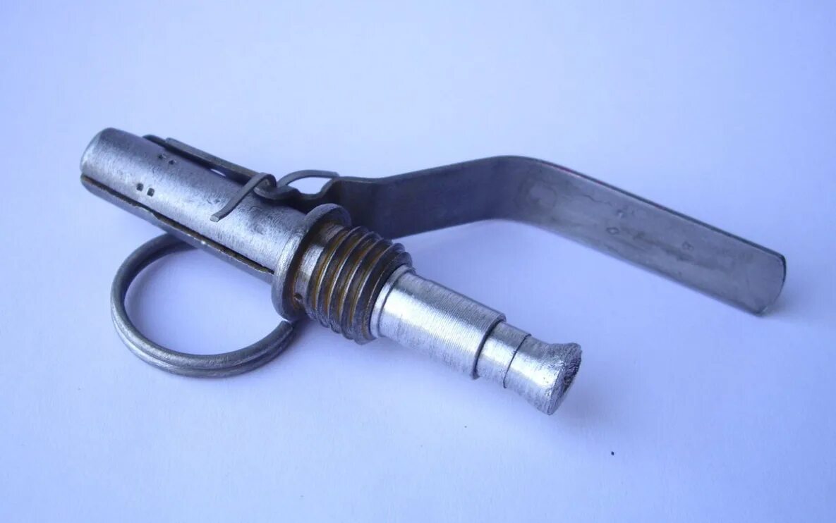 Взрыватель узргм. Запал узргм-2. Взрыватели гранат ргд5 и ф1. Запал от гранаты. Запал от гранаты.