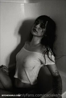 Acacia Instagram Nude Influencer - Kersey Onlyfans Leaked Nude Video.