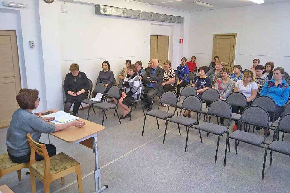 сход граждан в островском районе. сход граждан. глава добринки пасынков.