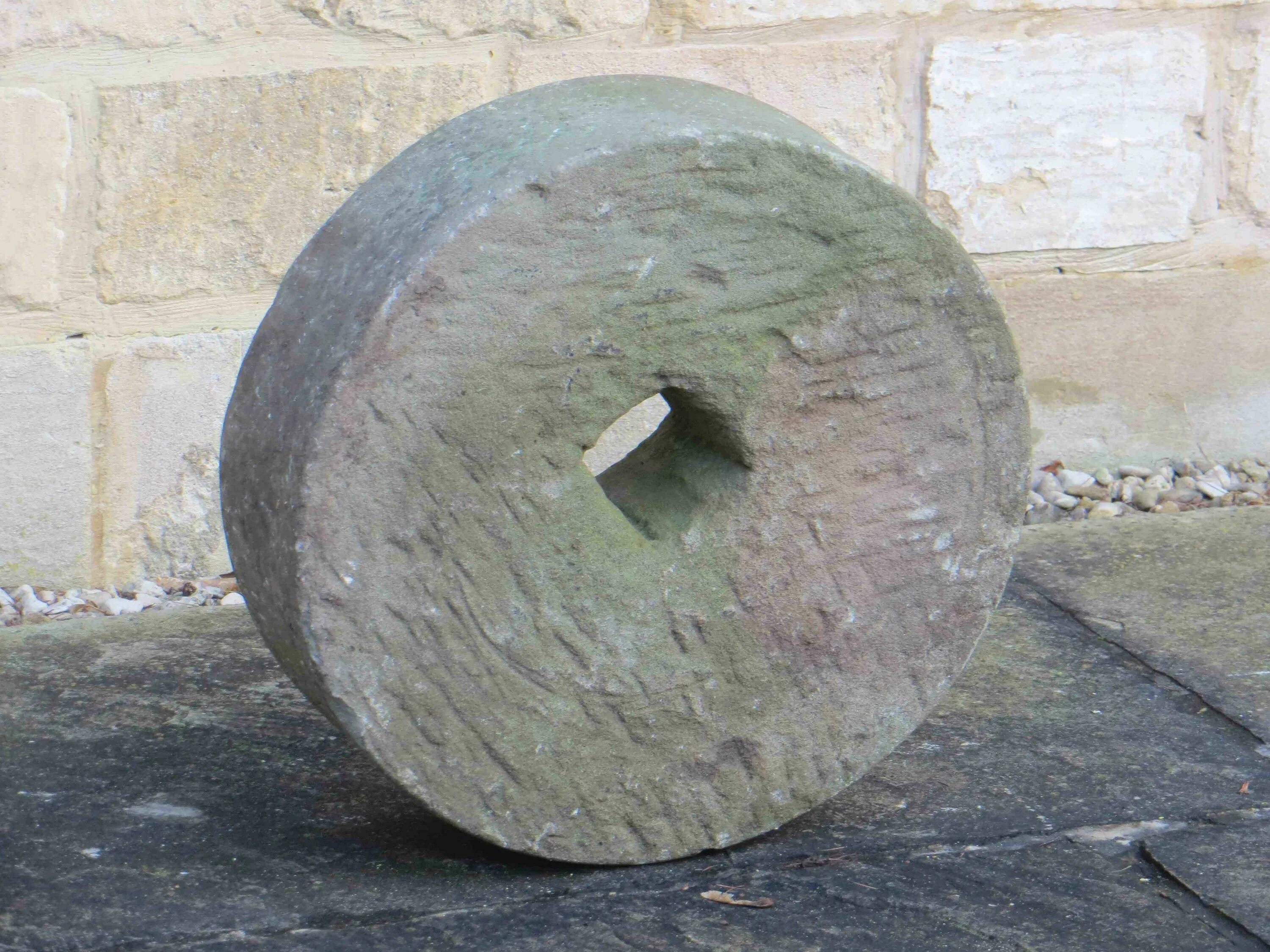 Эволюция колеса. Самое 1 колесо. Древние колеса. Изобретение колеса в месопотамии. Древние деревянные колеса.